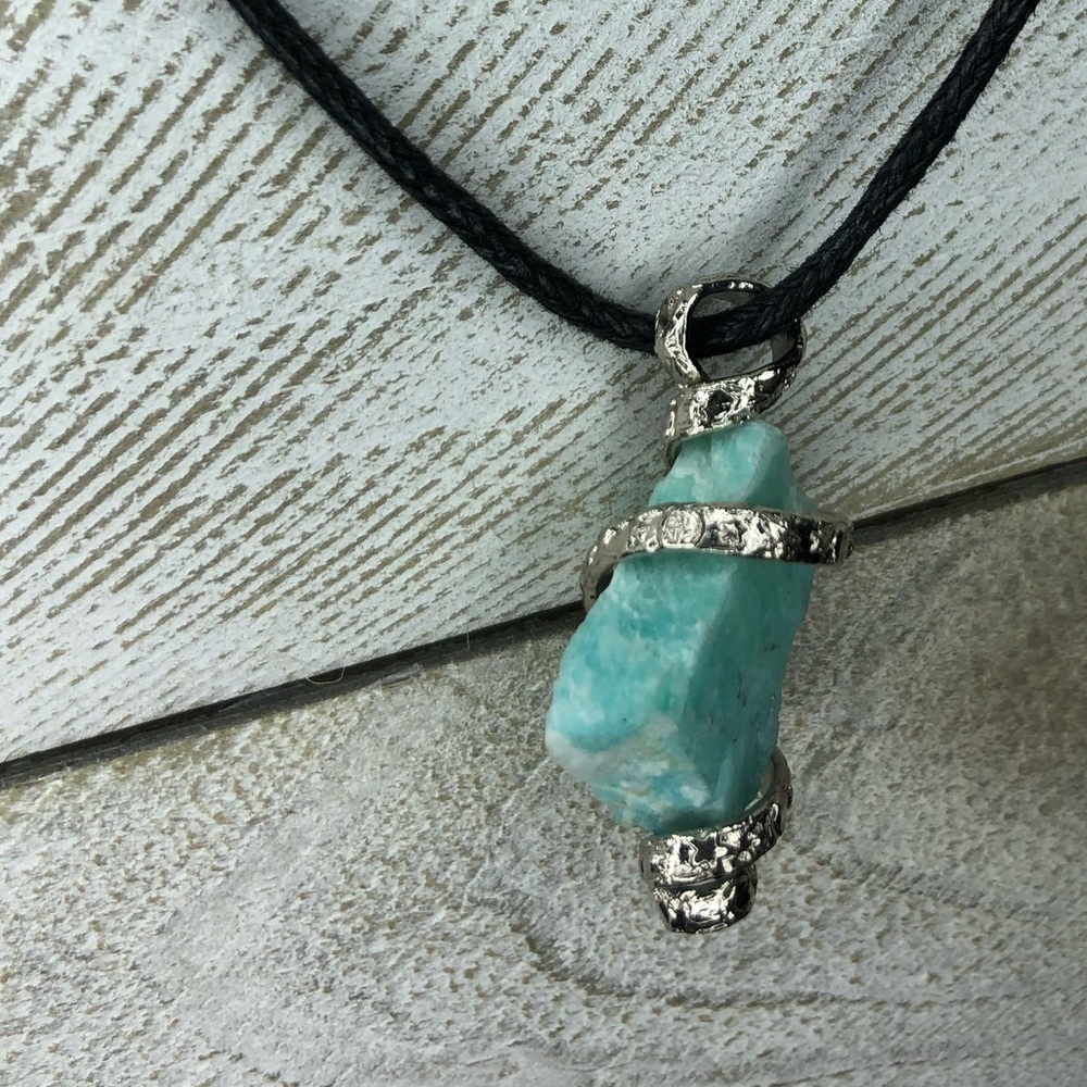 Authentic Peruvian Turquoise Stone Necklace. - image 8